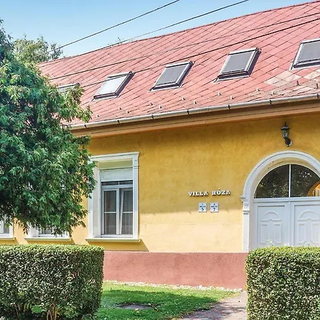 Apartment Beautiful In W/ 2 Bedrooms *