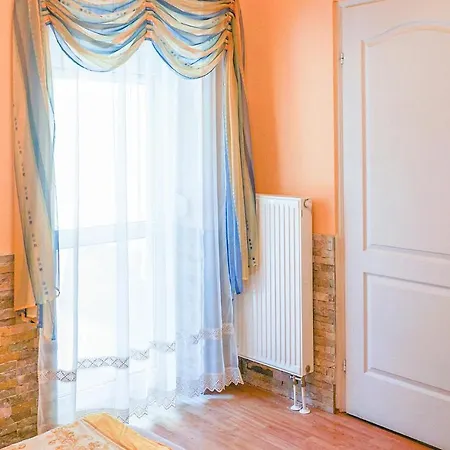 Beautiful In W/ 2 Bedrooms * Badacsonytomaj