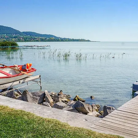 Beautiful In W/ 2 Bedrooms * Badacsonytomaj